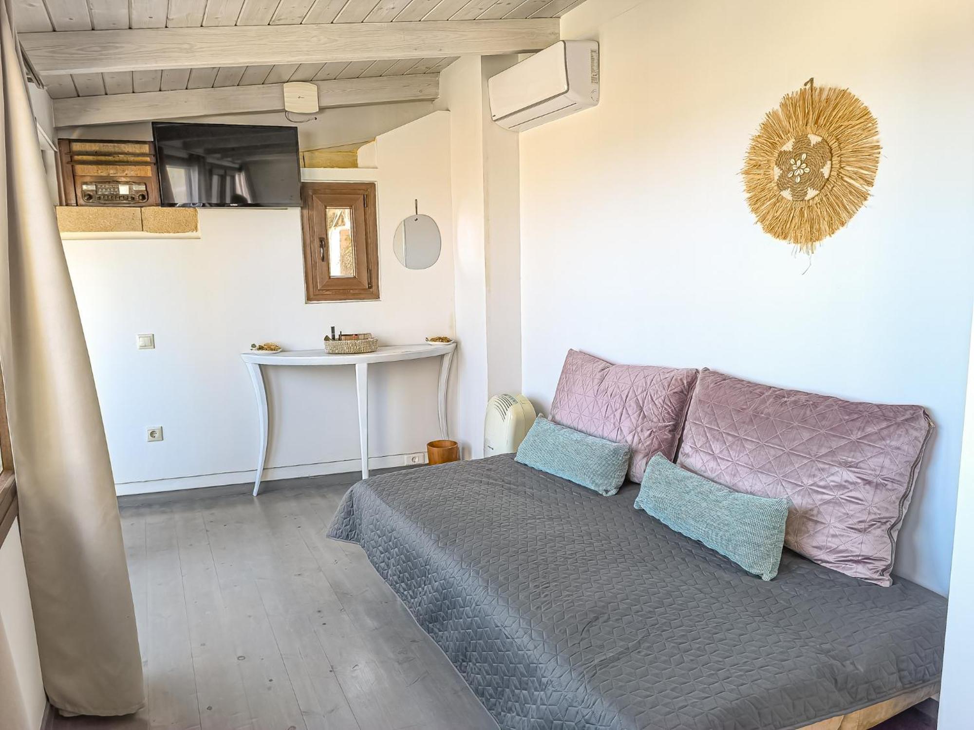 Charming Old Tannery House With Spacious Veranda And Stunning Sea View! Chania  Bagian luar foto